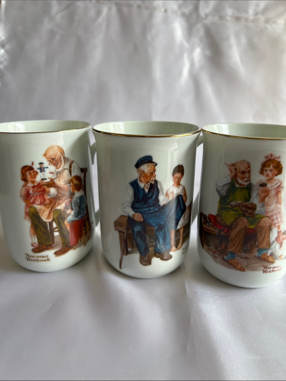 Vintage 1982 Norman Rockwell Coffee Mugs White with Gold Trim Collectible Cup